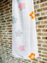 Load image into Gallery viewer, Spring smiley floral
